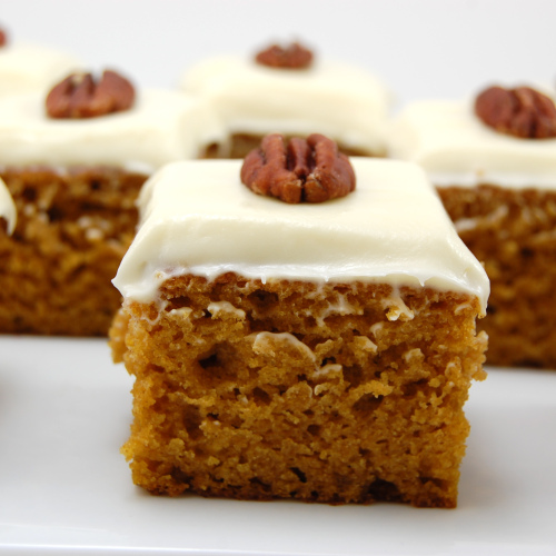 Easy to Make: Pumpkin Bars with Cream Cheese Frosting