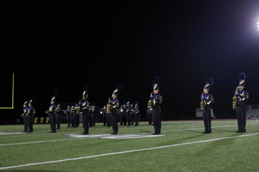 Marching+Band%2C+Golden+Girls+and+Cheerleader+9%2F17+Performance