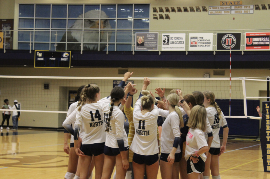 Volleyball: Liberty North VS Lee Summit West