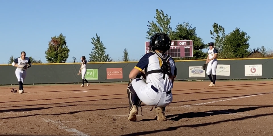 LNHS Varsity Softball